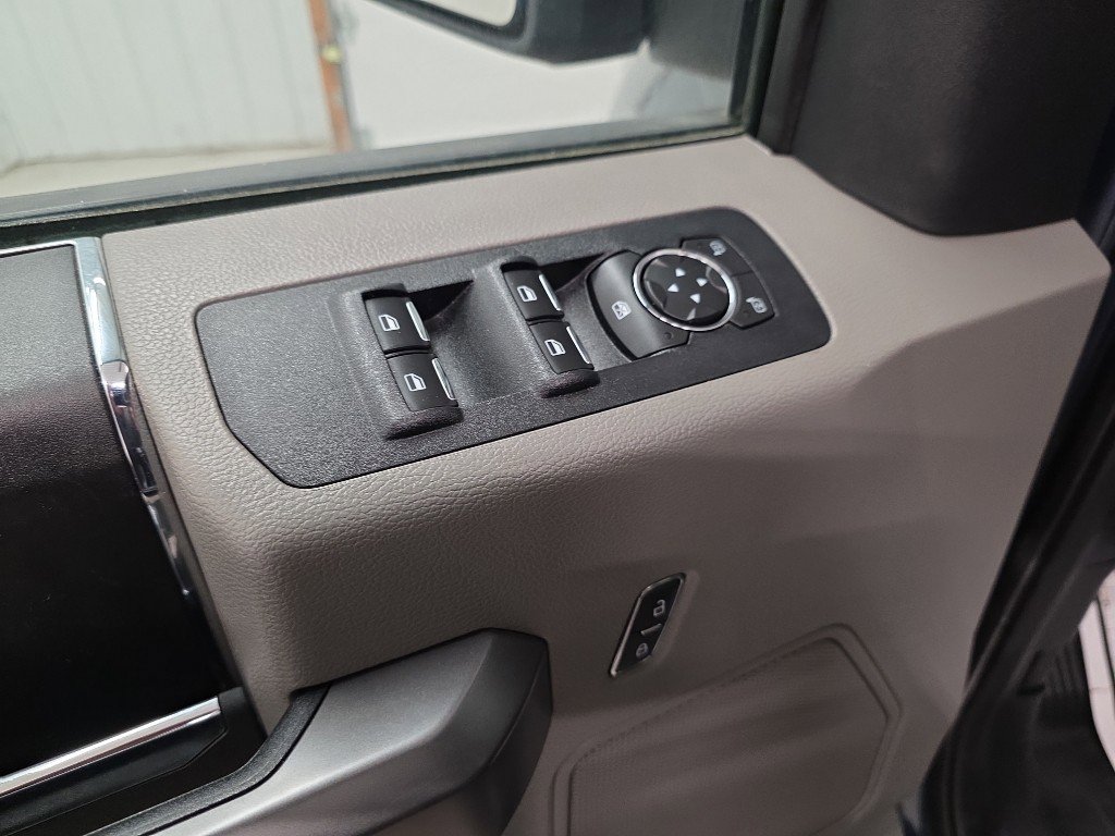 Used 2019 Ford F150 XLT w/ Trailer Tow Package image 16