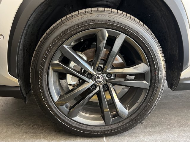 Used 2025 Lexus NX 450h+ AWD w/ Accessory Package (2T) image 9