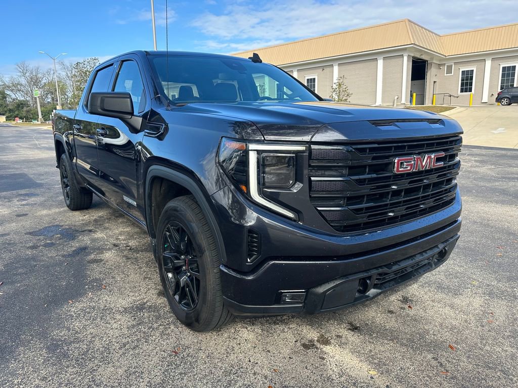 Used 2022 GMC Sierra 1500 Elevation image 3