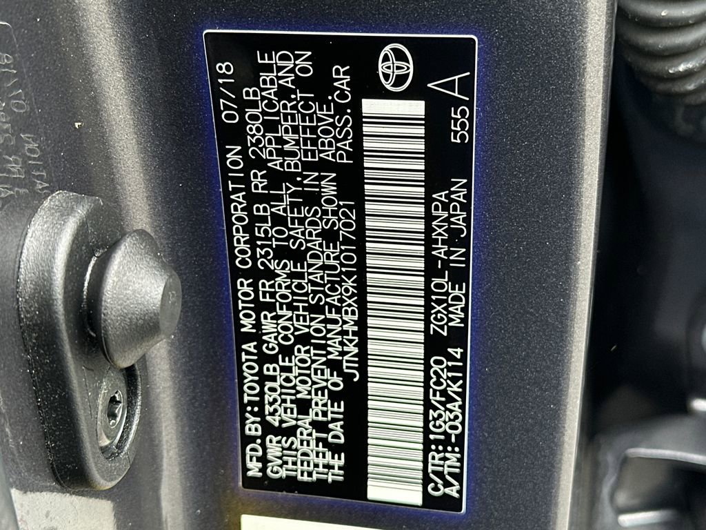 Used 2019 Toyota C-HR LE FWD image 32