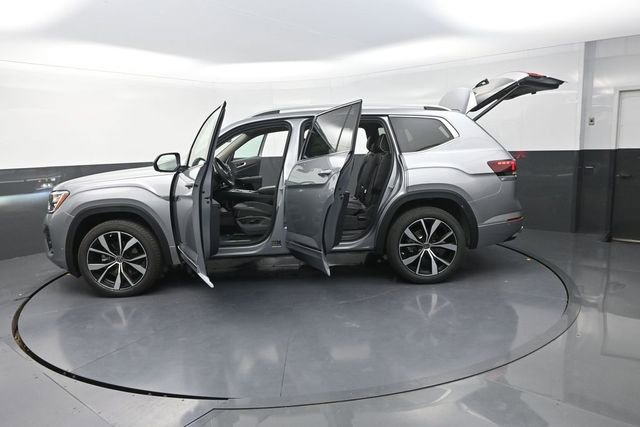 Used 2026 Volkswagen Atlas SEL Premium R-Line AWD/4WD image 40