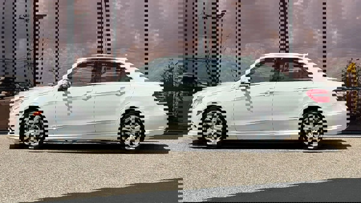 Used 2011 Mercedes-Benz E 350 Sport image 5