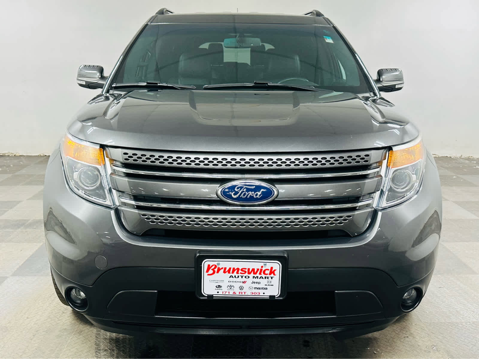 Used 2015 Ford Explorer Limited AWD/4WD image 2
