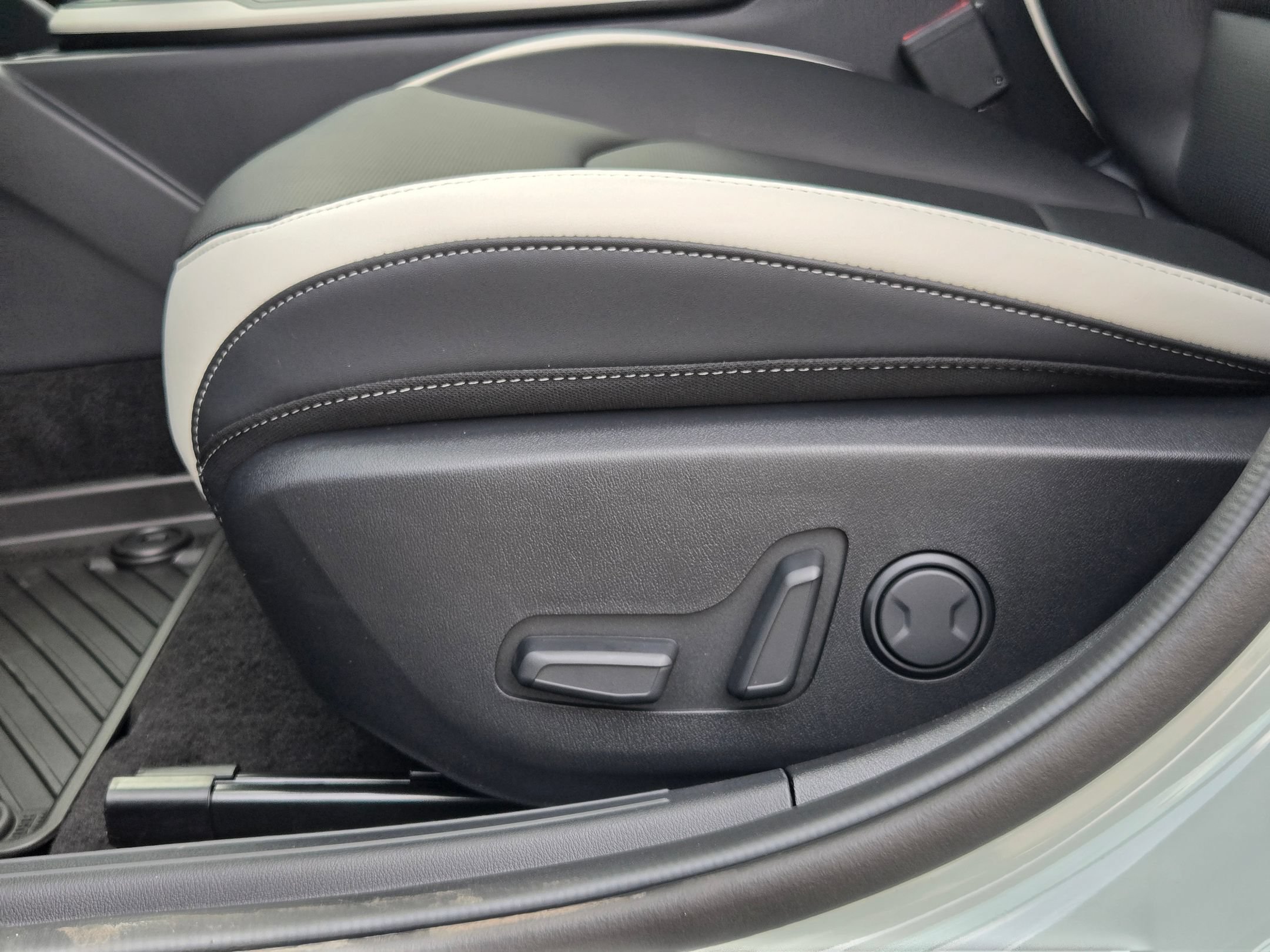 New 2026 Kia K4 GT-Line FWD image 18