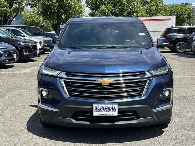 Used 2023 Chevrolet Traverse LT w/ LT Premium Package AWD/4WD image 6