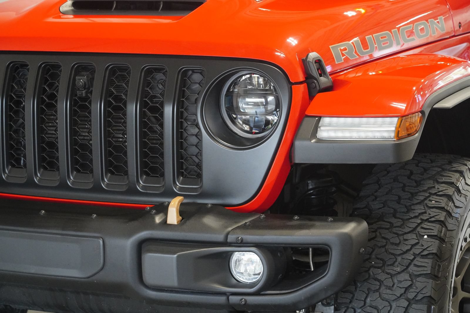 Used 2023 Jeep Wrangler Unlimited Rubicon 392 w/ Xtreme Recon 35" Tire Package AWD/4WD image 6