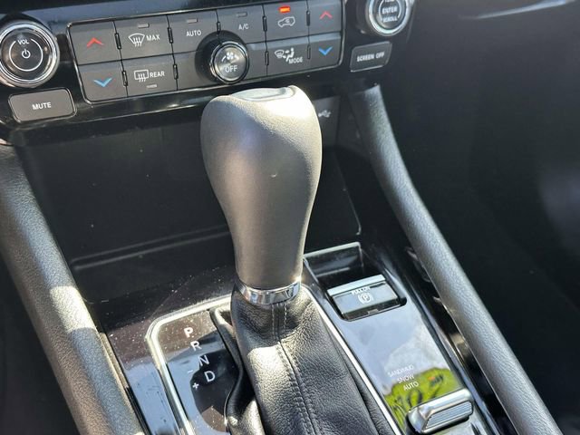 Used 2025 Jeep Compass Limited w/ Sun & Sound Group image 16