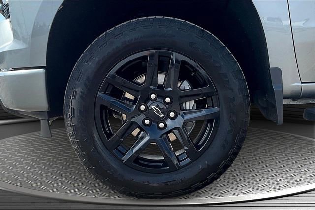 Used 2025 Chevrolet Silverado 1500 RST image 35