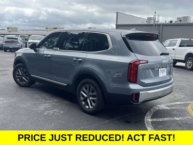 Used 2023 Kia Telluride LX AWD/4WD image 6