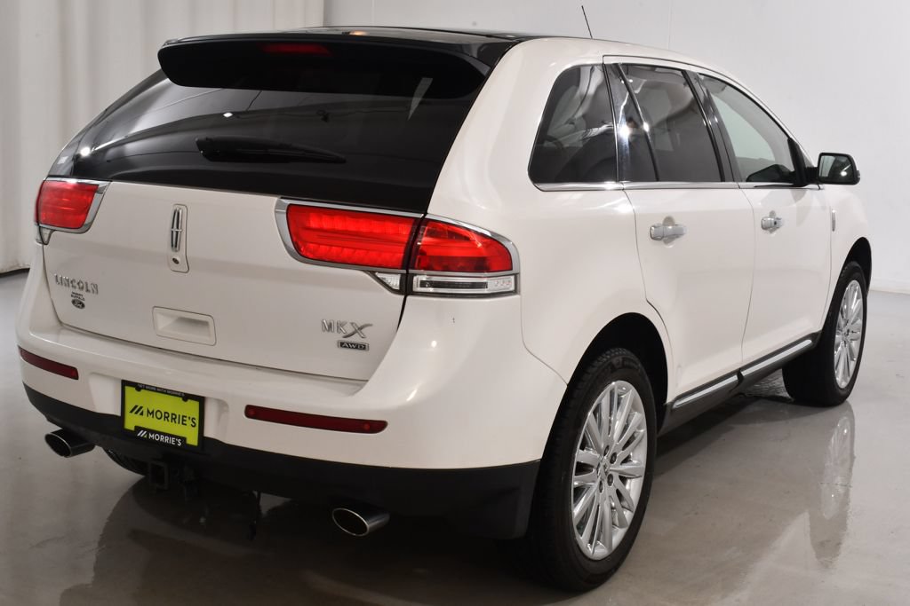 Used 2015 Lincoln MKX AWD w/ Equipment Group 102A image 12