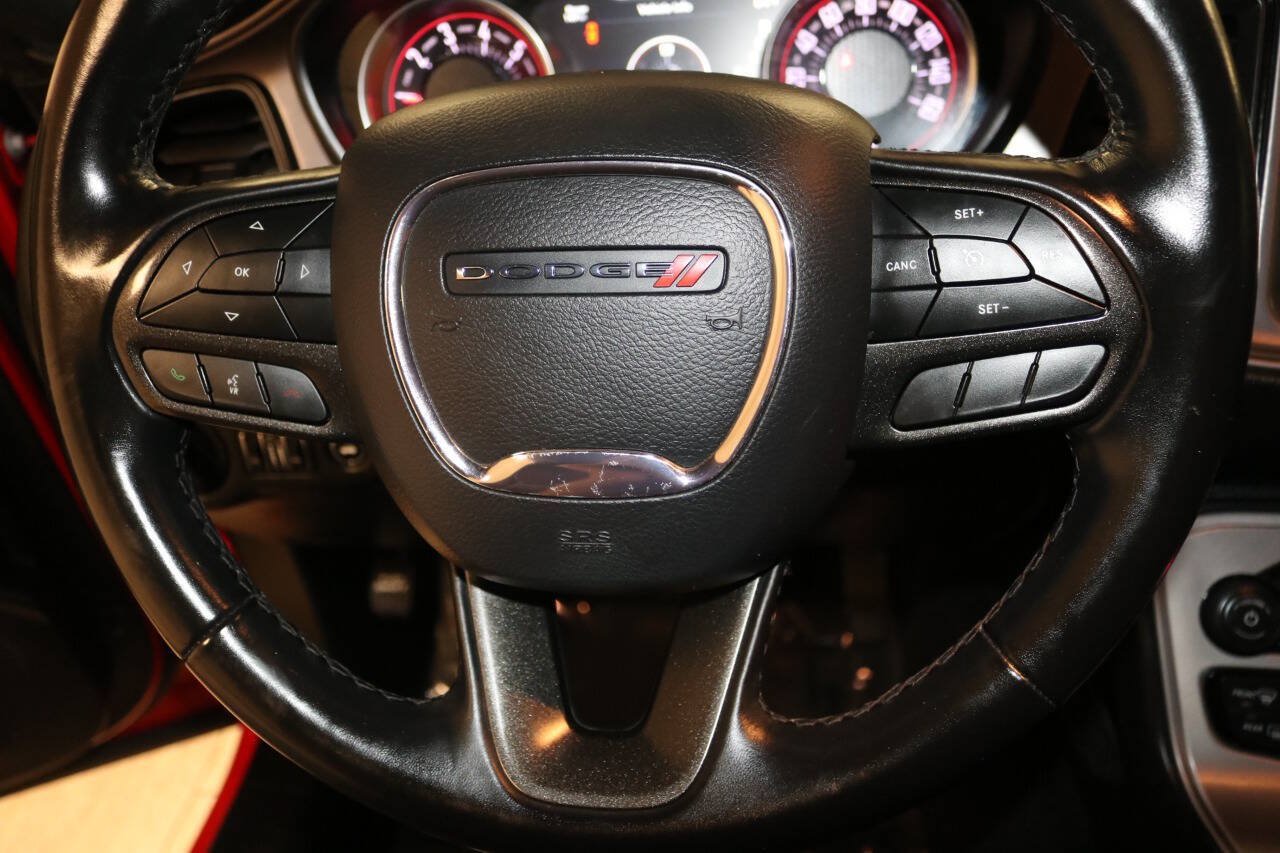 Used 2023 Dodge Challenger SXT RWD image 26