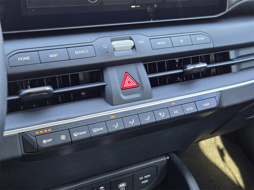 New 2026 Kia K4 LXS image 14