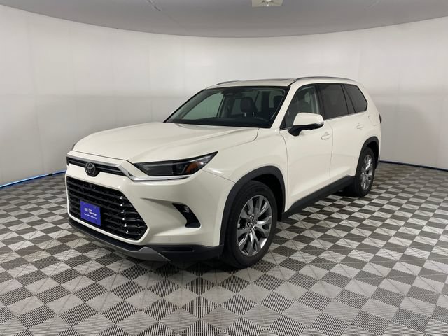 Used 2024 Toyota Grand Highlander AWD image 1