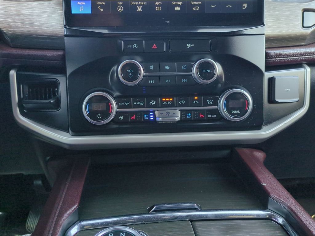 Used 2024 Ford Expedition Max Limited AWD/4WD image 19