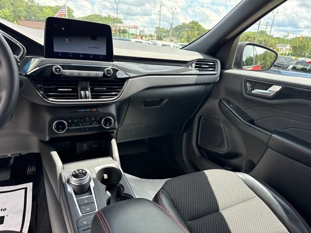 Used 2025 Ford Escape ST-Line AWD/4WD image 21