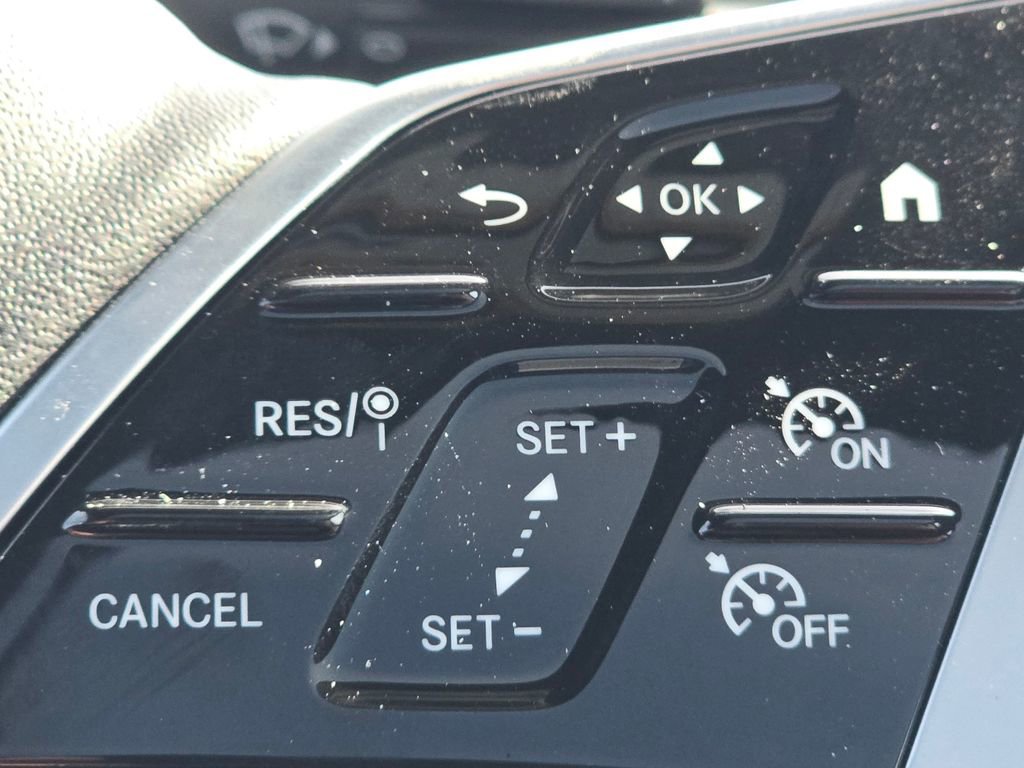 New 2026 Mercedes-Benz GLB 250 4MATIC image 33