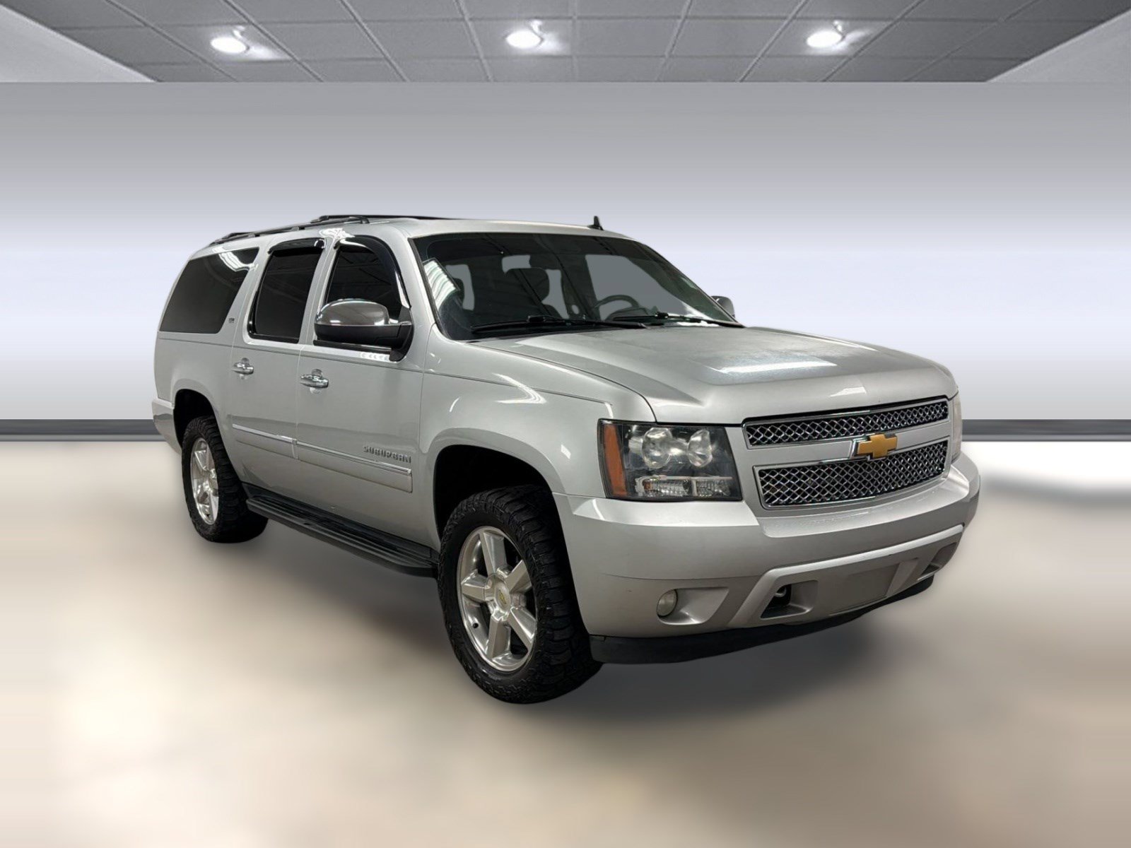 Used 2013 Chevrolet Suburban LTZ AWD/4WD image 6