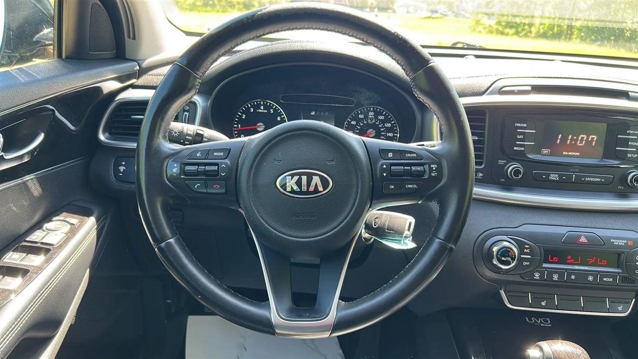 Used 2016 Kia Sorento EX AWD/4WD image 28