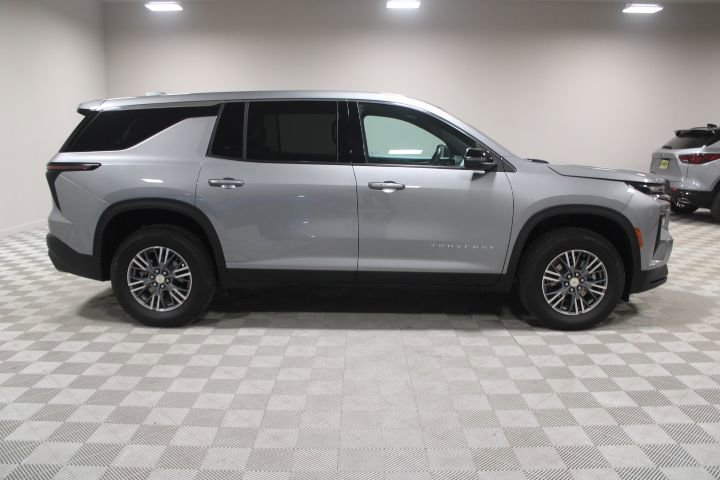 Certified 2024 Chevrolet Traverse LS image 11