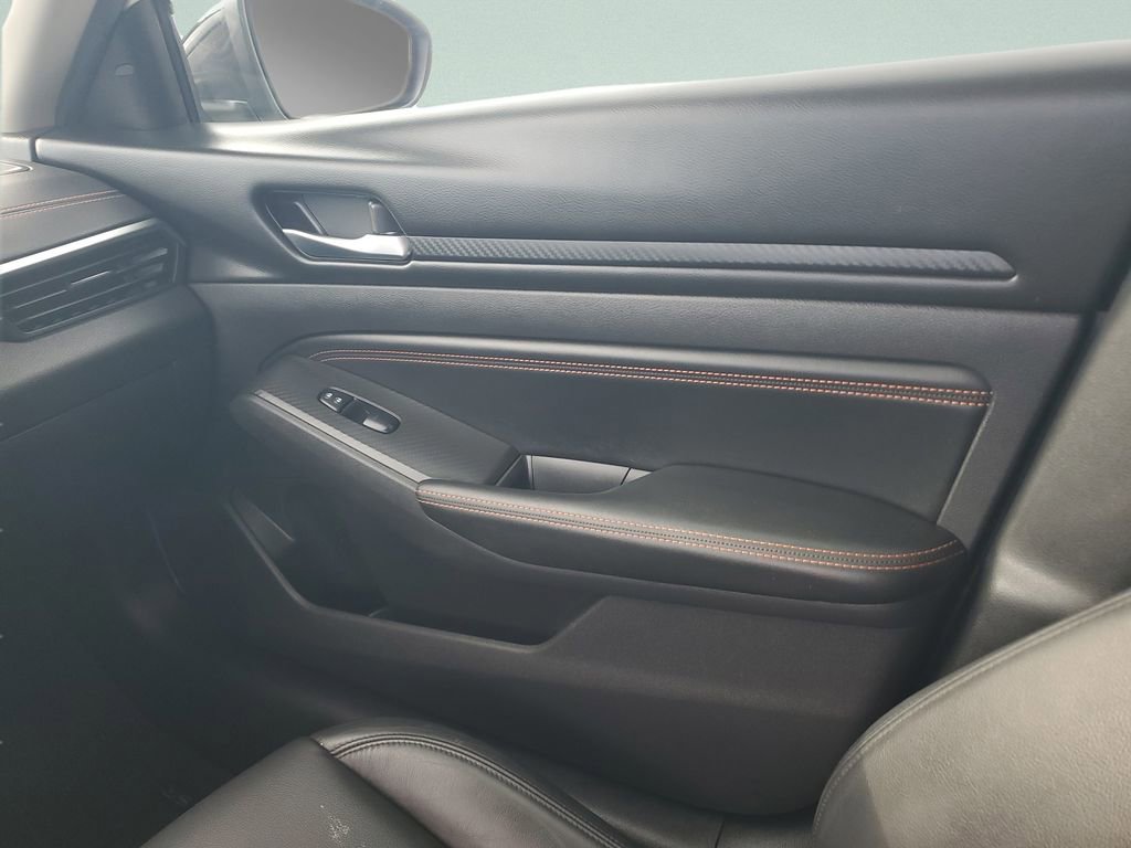 Used 2019 Nissan Altima 2.5 SR image 13