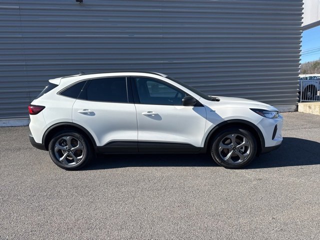 New 2025 Ford Escape ST-Line w/ Tech Pack #1 image 2