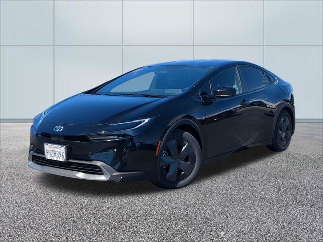 Used 2023 Toyota Prius Prime FWD image 1