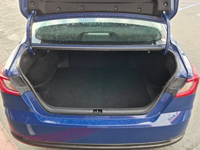 Used 2025 Toyota Camry LE FWD image 10