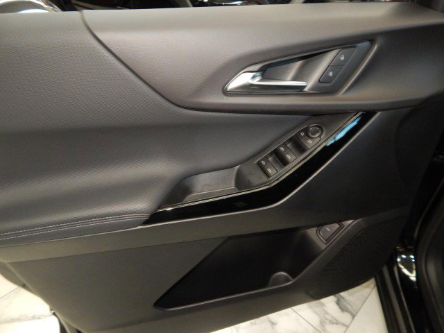 Used 2026 Chevrolet Equinox LT w/ Convenience Package II image 13