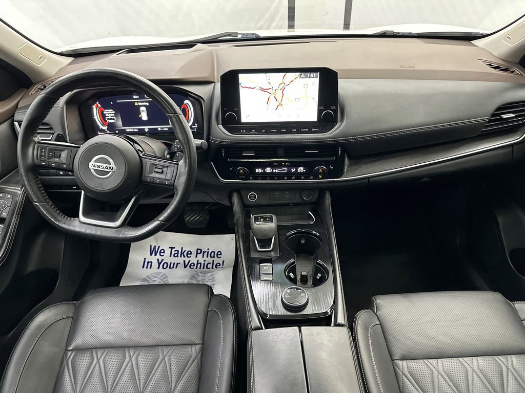 Used 2021 Nissan Rogue Platinum image 25