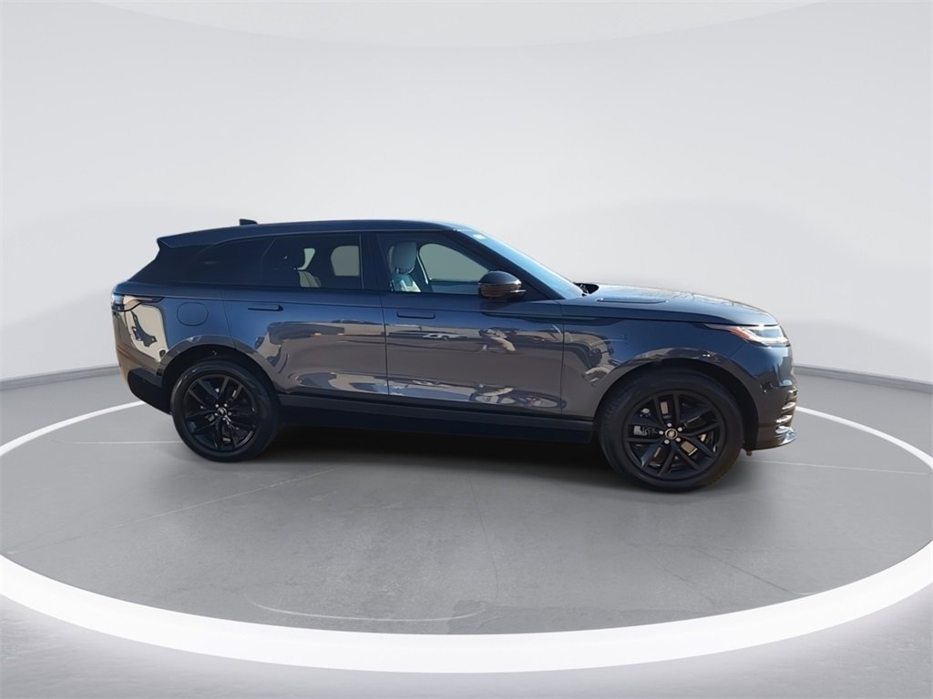 Used 2026 Land Rover Range Rover Velar Dynamic SE image 9
