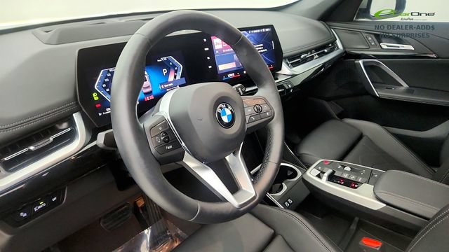 Used 2025 BMW X1 xDrive28i AWD/4WD image 41