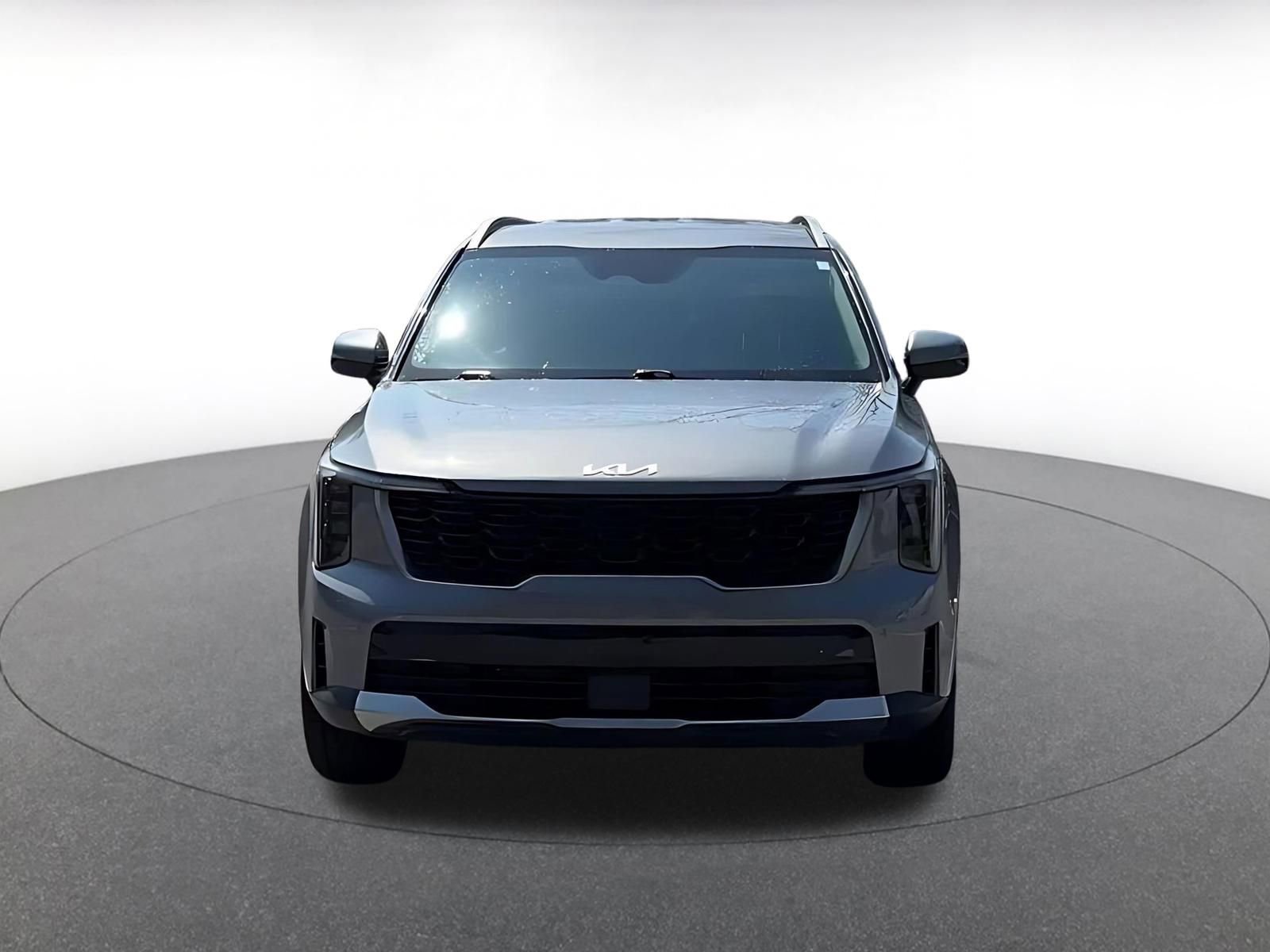 Used 2024 Kia Sorento S image 4