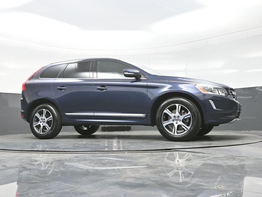 Used 2015 Volvo XC60 T6 Platinum image 29