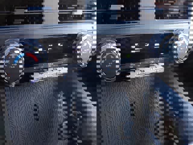 Certified 2024 Toyota Tacoma SR image 22