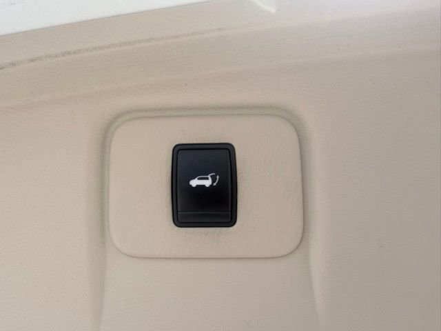 Used 2015 Nissan Murano SL w/ SL Technology Package FWD image 37