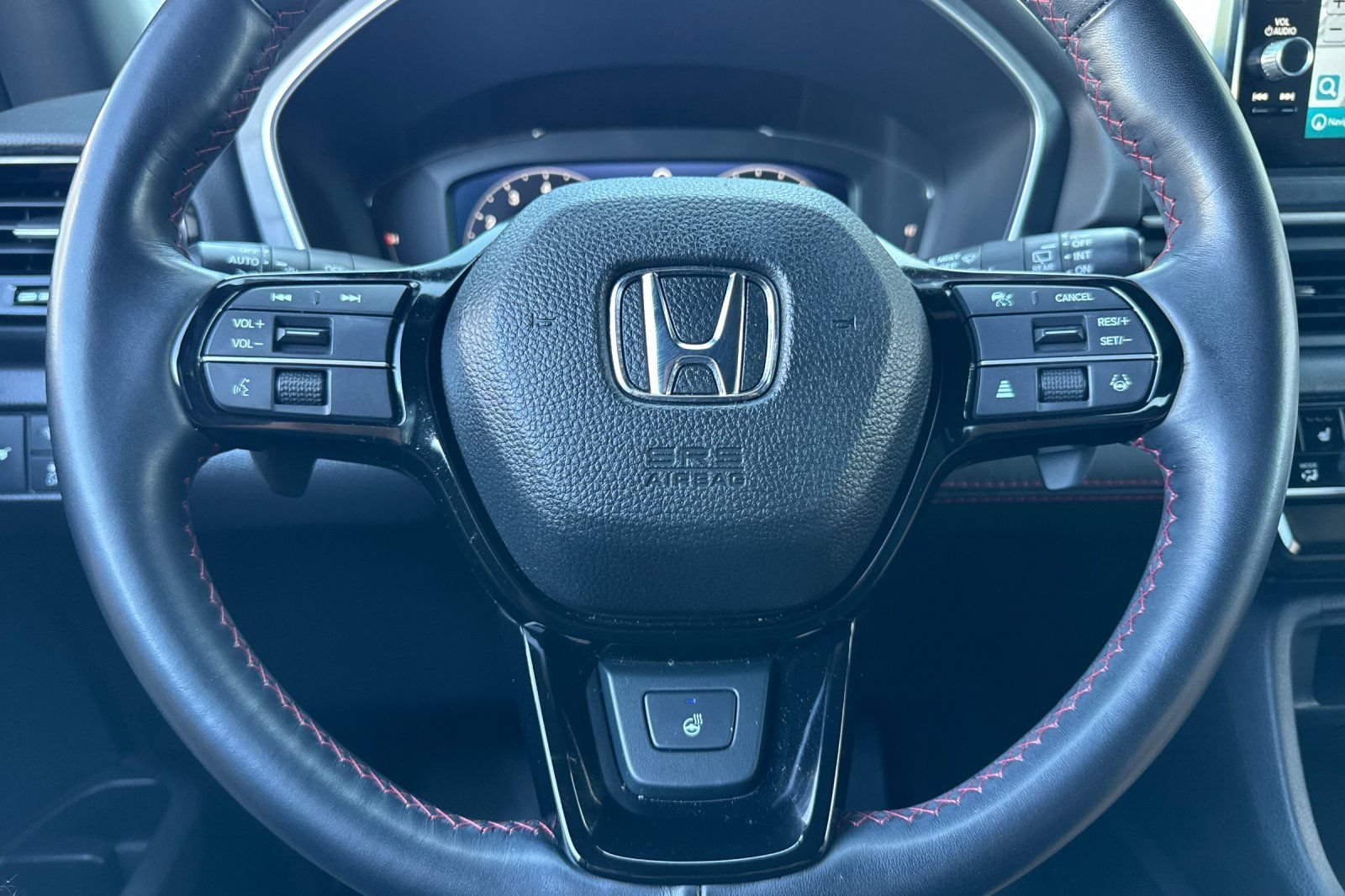 Used 2025 Honda Pilot Black Edition image 33
