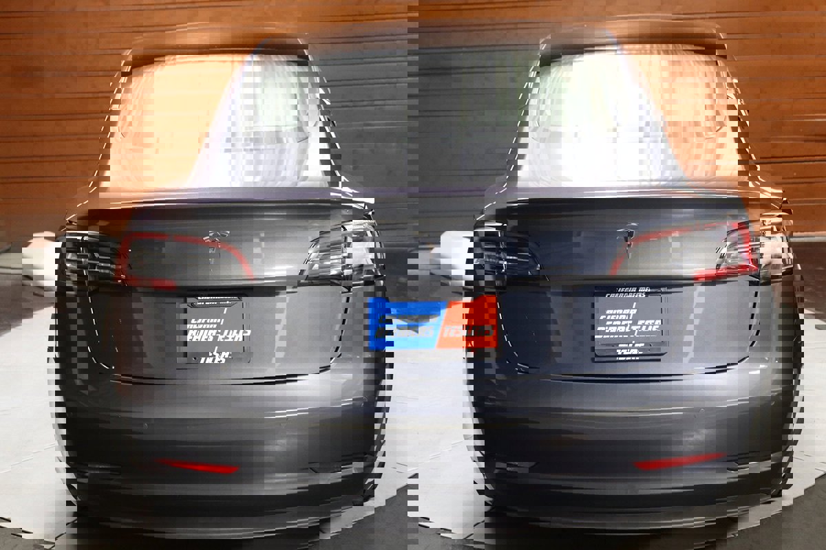 Used 2023 Tesla Model 3 Standard Range image 11