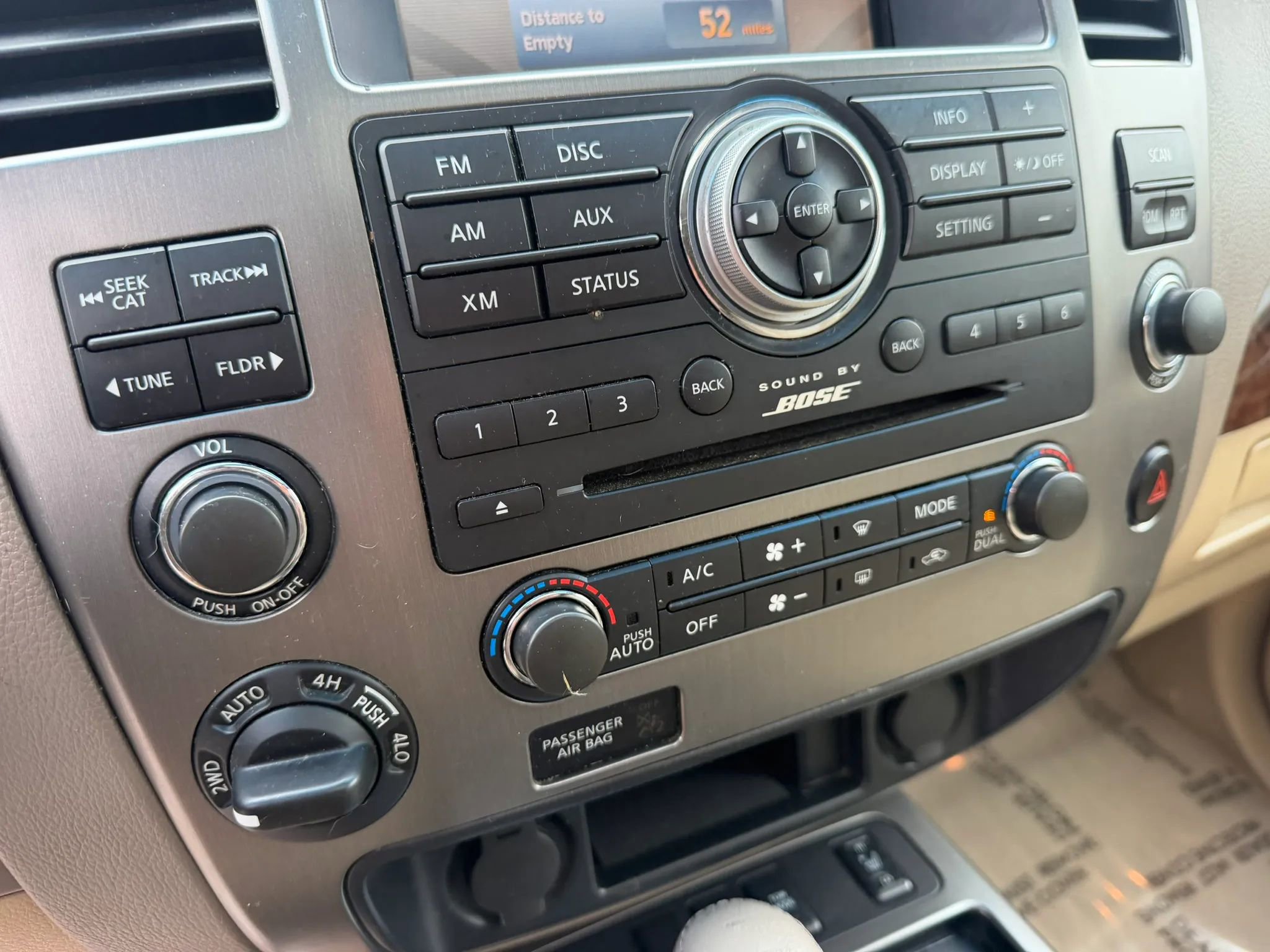 Used 2013 Nissan Armada SL image 28