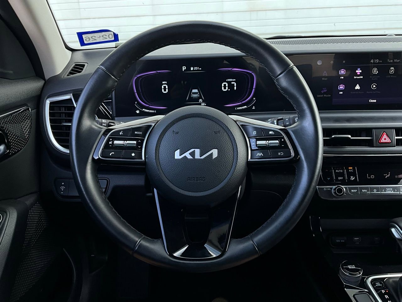 Used 2025 Kia Seltos S image 33