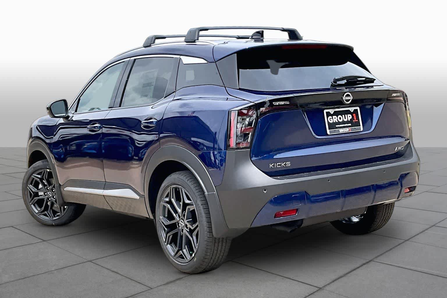 New 2027 Nissan Kicks SR AWD/4WD image 11