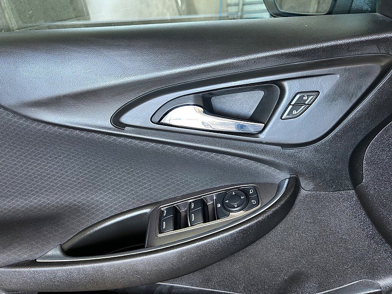 Used 2022 Chevrolet Malibu LT FWD image 27