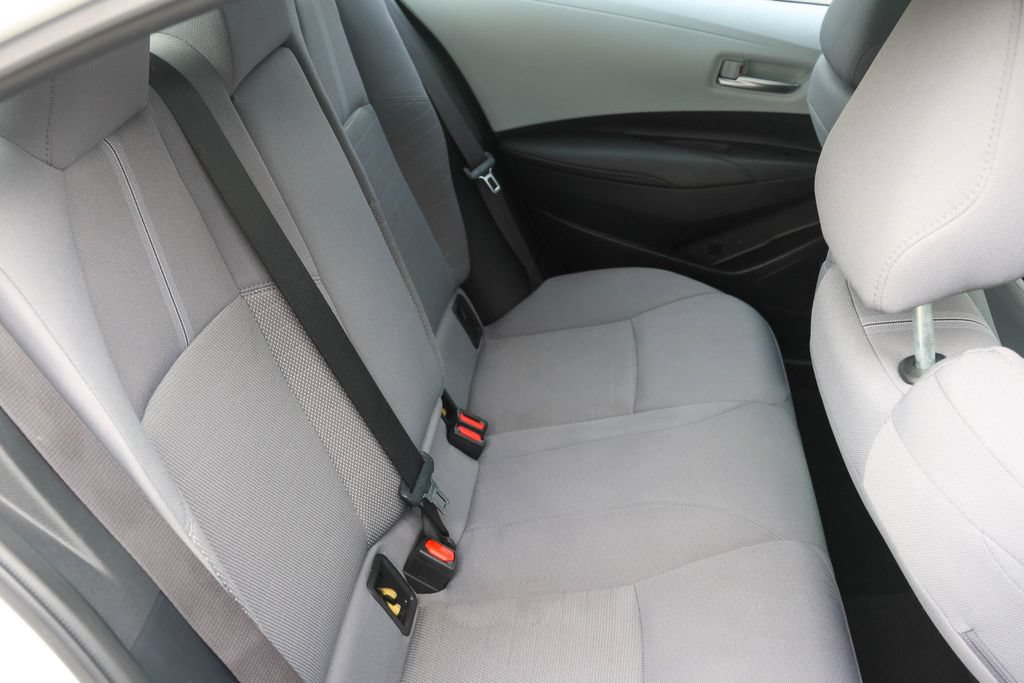 Used 2024 Toyota Corolla SE w/ SE Premium Package FWD image 12