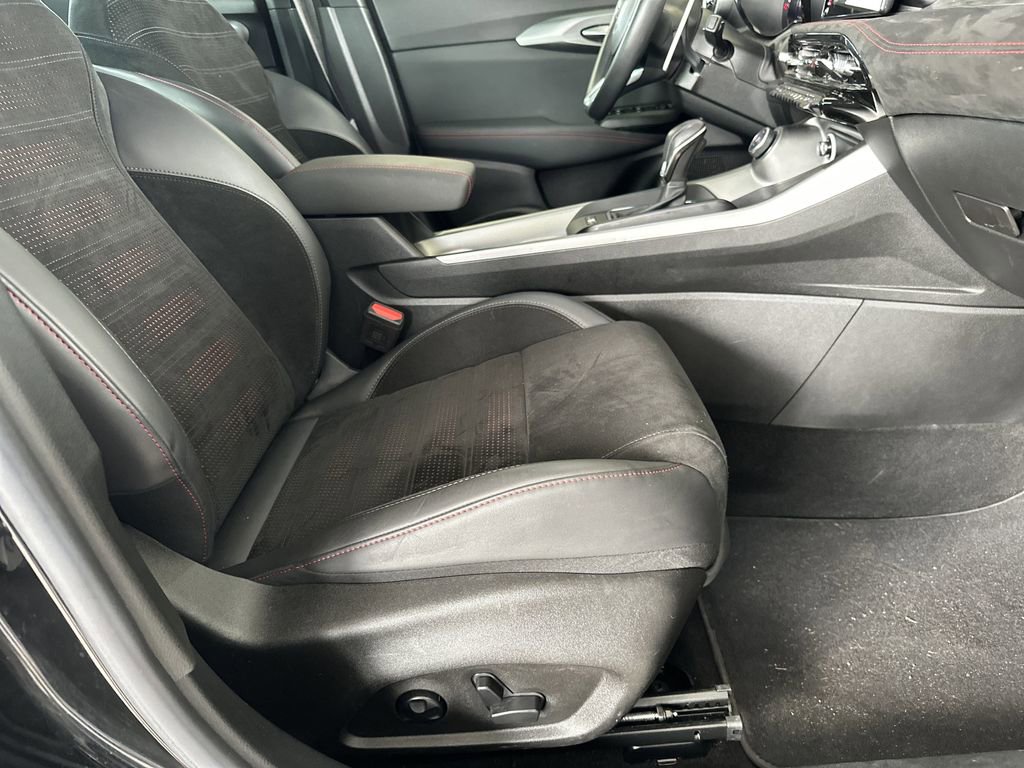 Used 2024 Alfa Romeo Tonale Veloce image 37