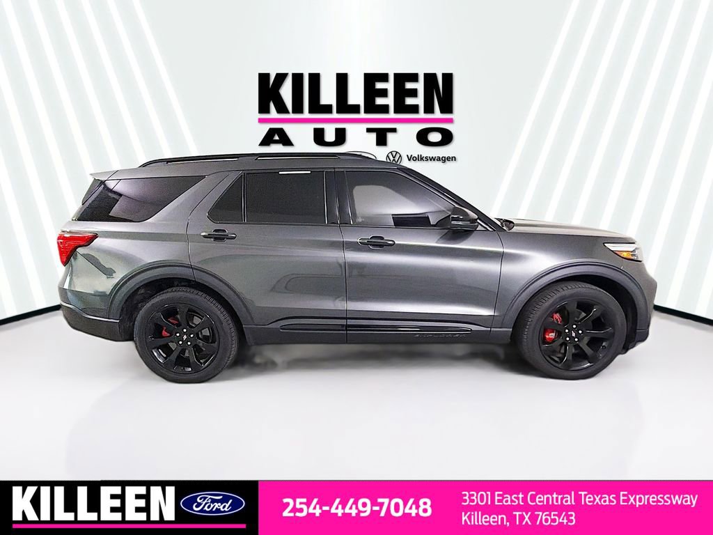 Used 2020 Ford Explorer ST w/ ST Street Pack image 9
