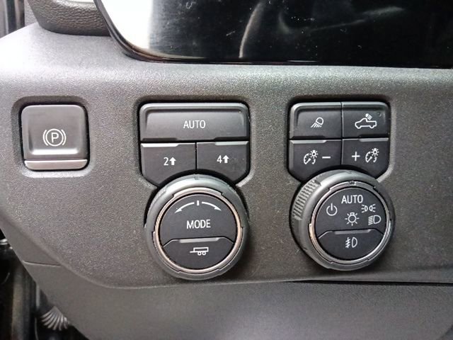 Used 2022 Chevrolet Silverado 1500 LTZ w/ LTZ Convenience Package II image 18