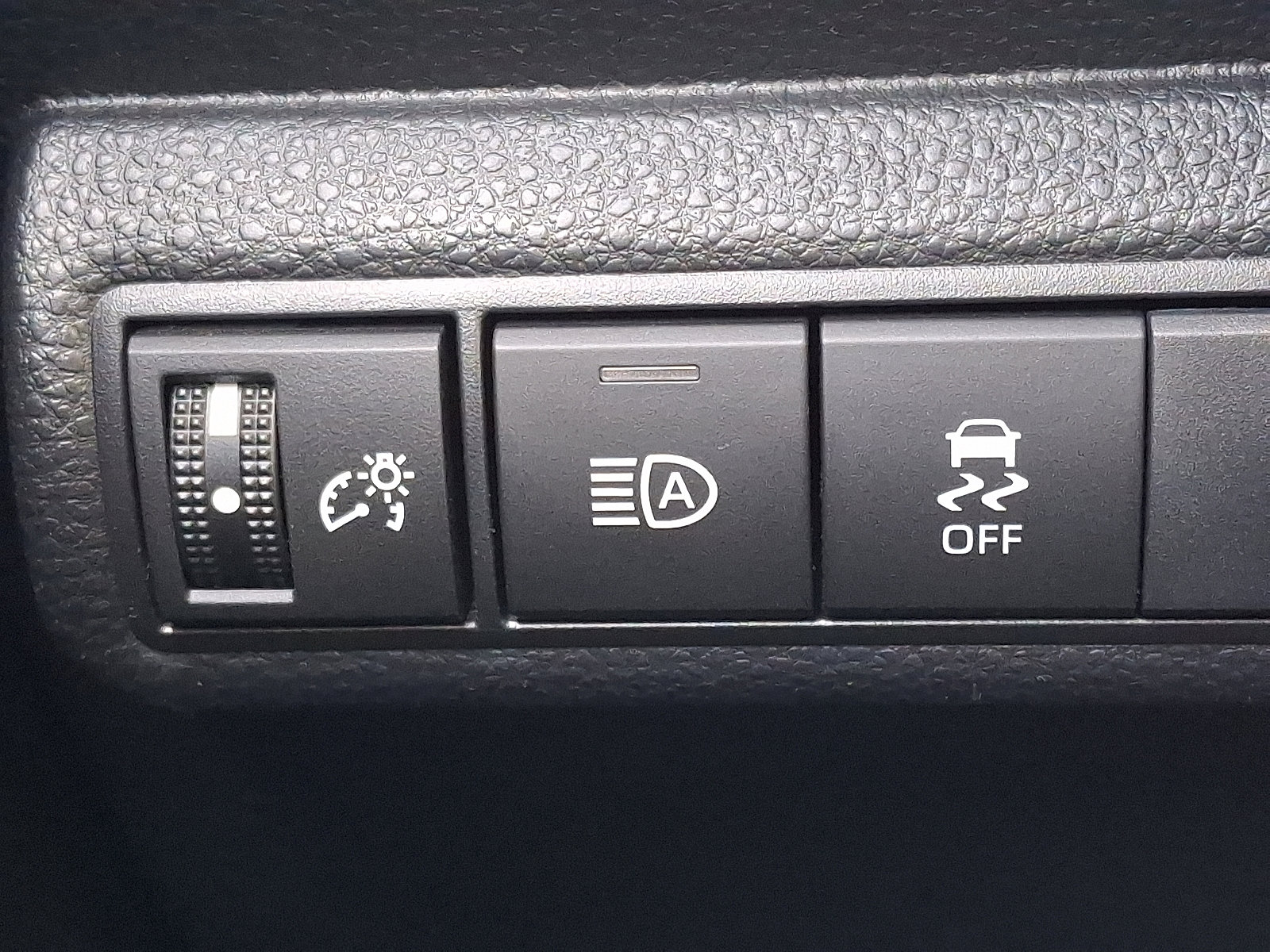 Used 2025 Toyota Corolla SE image 24