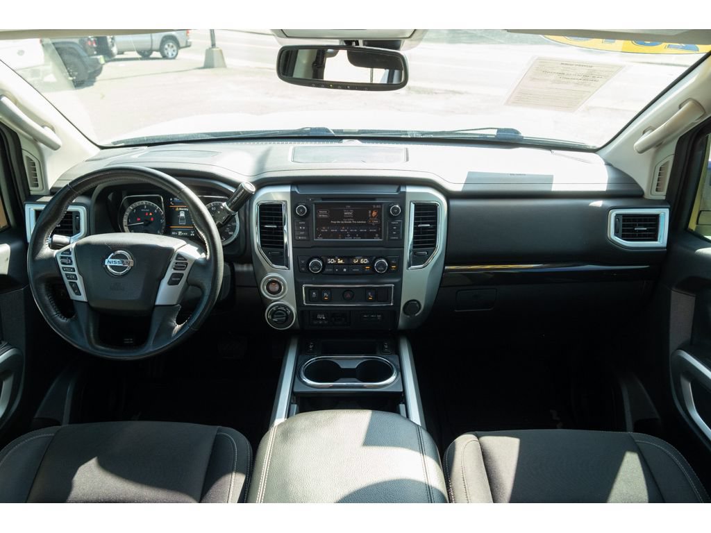 Used 2019 Nissan Titan SV w/ SV Convenience Package AWD/4WD image 32