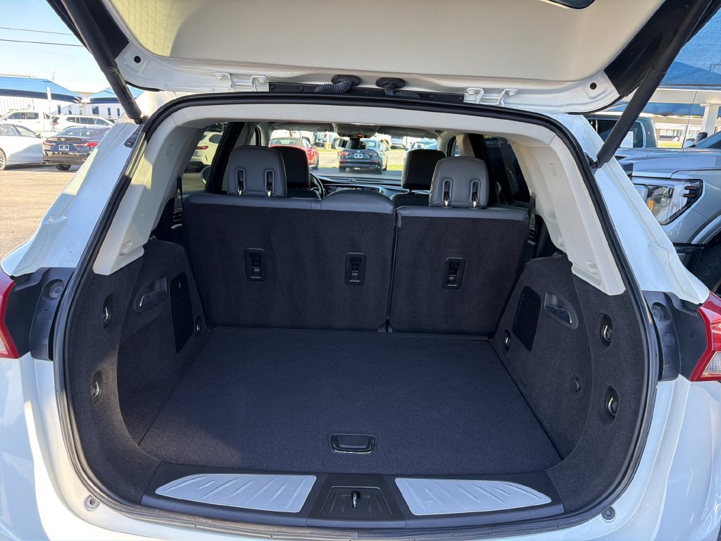 Used 2020 Buick Envision Essence FWD image 17