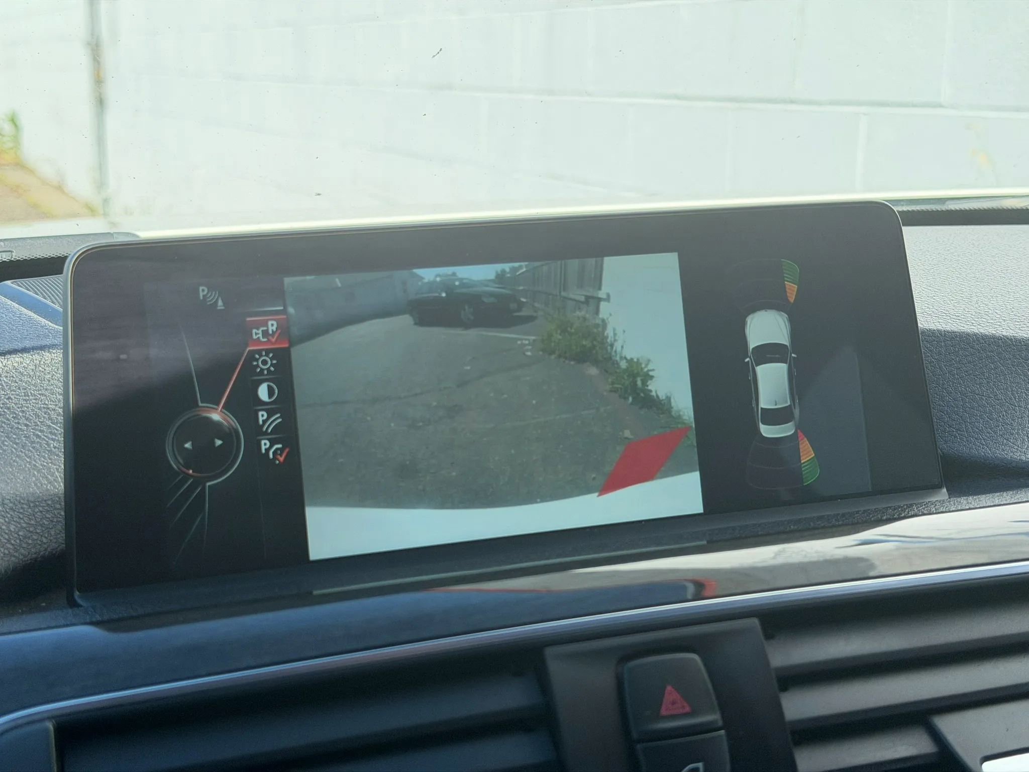 Used 2016 BMW 330e 330e Sedan 4D image 13