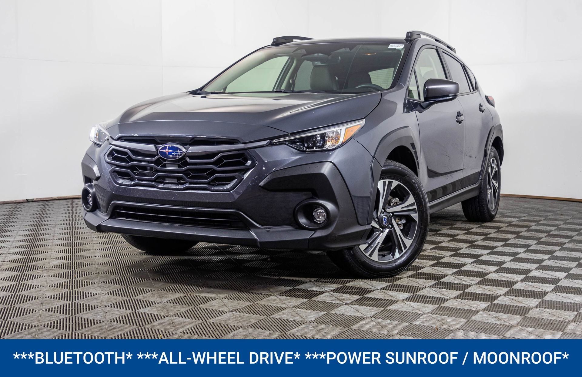 Used 2024 Subaru Crosstrek 2.0i Premium AWD/4WD image 2